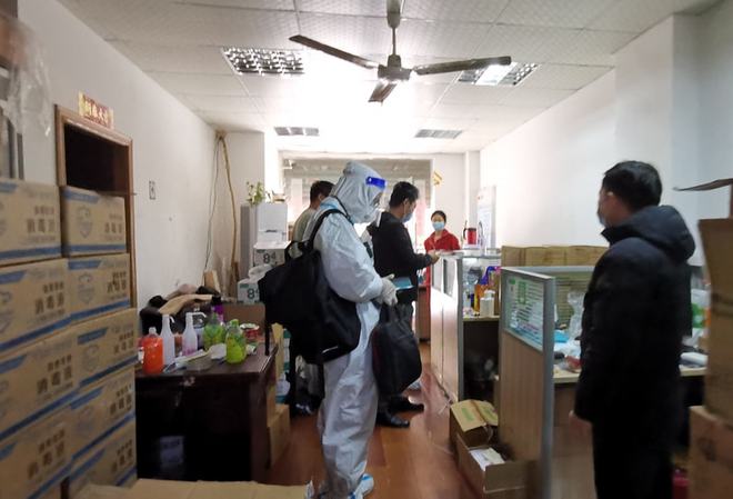 借疫漲價？大批藥商被曝光，消毒劑銷售亂象引深思